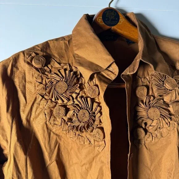 Q.U.E. Long Sleeve Button Down Blouse Copper Embellished Flowers Size 10 - Picture 6 of 8
